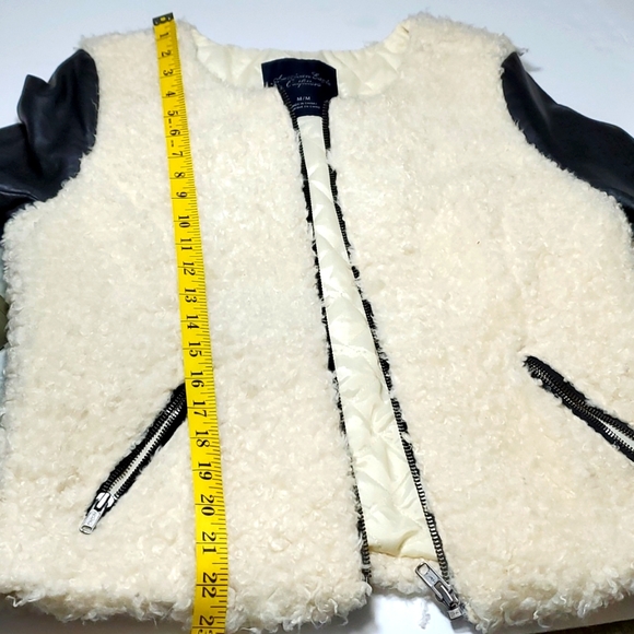 American Eagle  Outfitters size M/M Excellent conditions - Picture 6 of 17